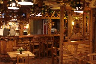 Бар "Дворик"