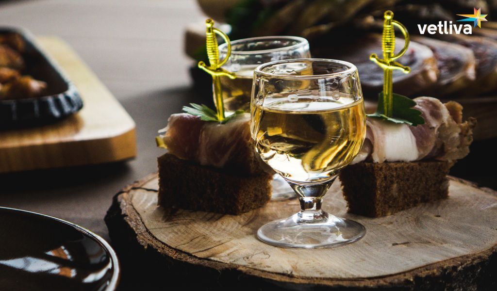 Старка Сало на шпажке и старка