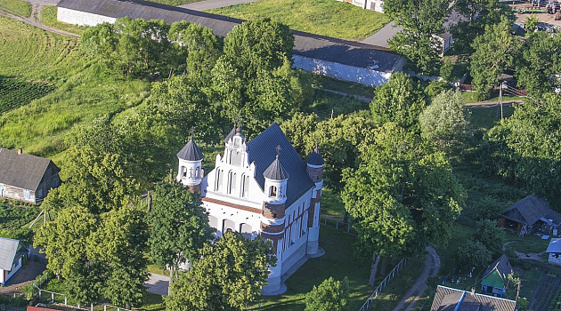 Церковь Рождества Богородицы в деревне Мурованка