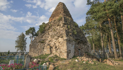 Часовня-усыпальница рода Завишей в Узде