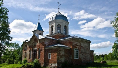 Церковь Святого Духа в деревне Галичи