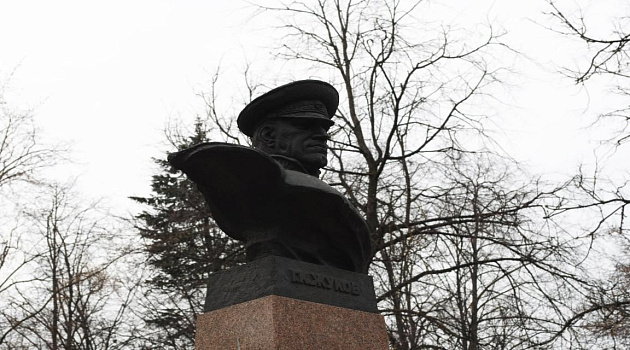 Памятник Жукову в Минске