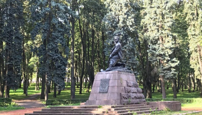 Сквер Марата Казея в Минске