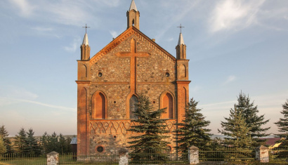 Костел Святых Петра и Павла в деревне Жупраны