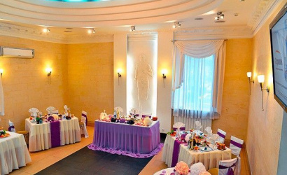 Ресторан, гостиничный комплекс "У фонтана"