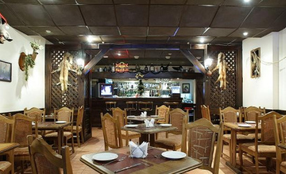 Кафе-клуб "Лисья нора"