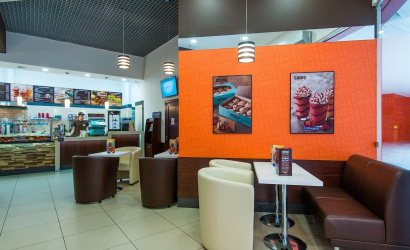 Кафе-пекарня "Cinnabon"