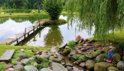 Костел Святого Юрия в деревне Оссова