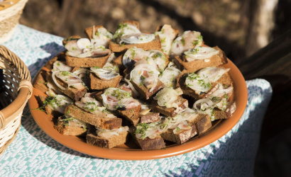 Кафе "Дедова корчма"