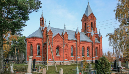 Костел Святого Алексея в городском поселке Ивенец