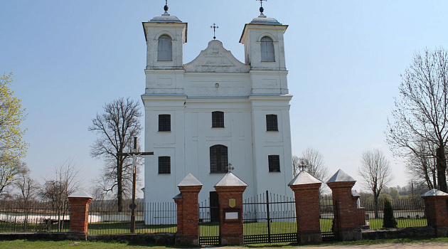 Троицкий костел в деревне Ищелно