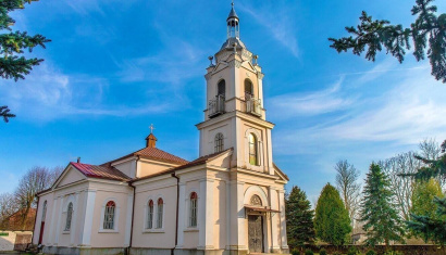 Крестовоздвиженский костел в деревне Голынка