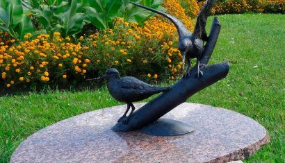 Памятник куликам в г. Туров