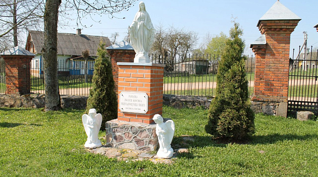 Троицкий костел в деревне Ищелно