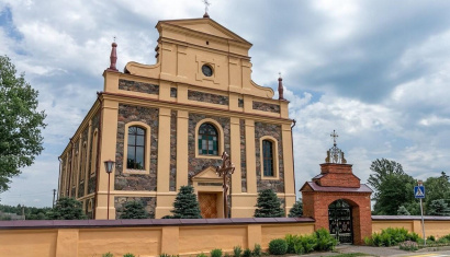 Костел Святого Иоанна Крестителя в деревне Волколаты