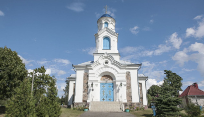 Церковь Покровская в деревне Красное