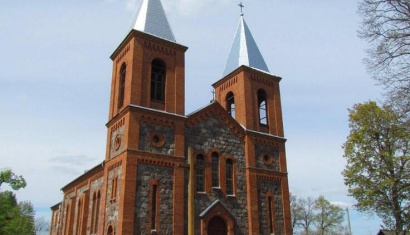 Костел Святых Симеоны и Тадеуша в деревне Лаздуны