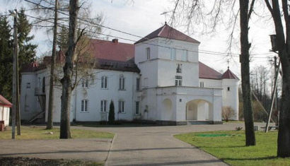 Дом-крепость в деревне Гайтюнишки