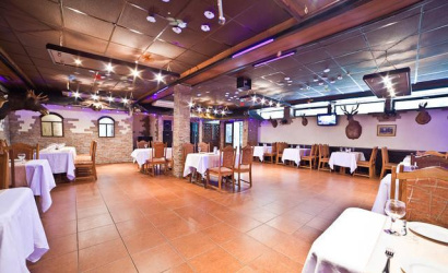 Кафе-клуб "Лисья нора"