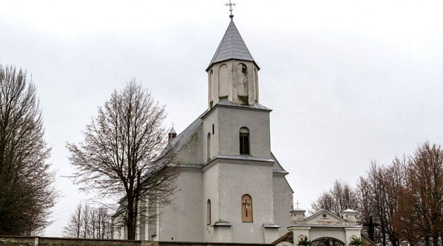 Костел Вознесения Девы Марии в Деревное