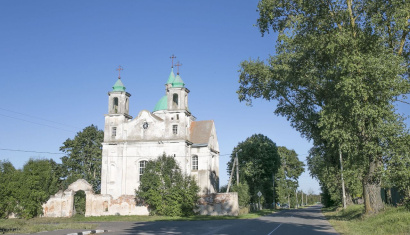 Троицкий костел в деревне Беница