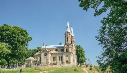 Костел Святого Михаила Архангела в деревне Белогруда