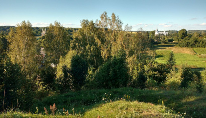 Юрьева гора (бывшее языческое капище) в деревне Крево