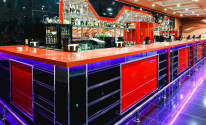 Ресторан-клуб "Aura"