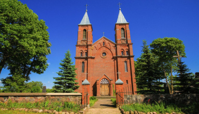Костел Святого Якова в деревне Милюнцы