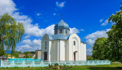 Церковь Святого Великомученика целителя Пантелеймона в Крошине
