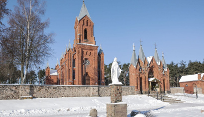 Костел Святого Алексея в городском поселке Ивенец