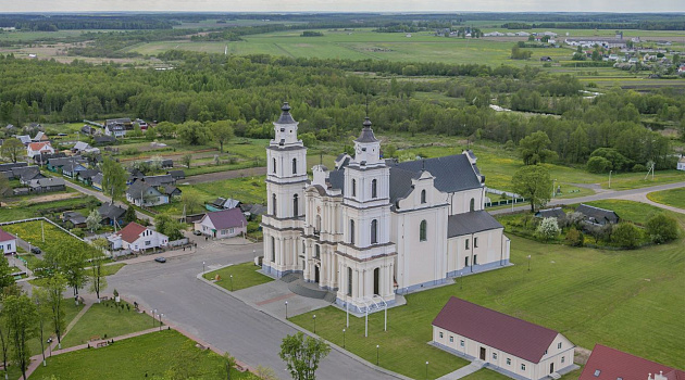 Костел бернардинцев в Будславе